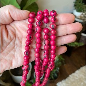 Noonday Collection açaí seed fuchsia necklace